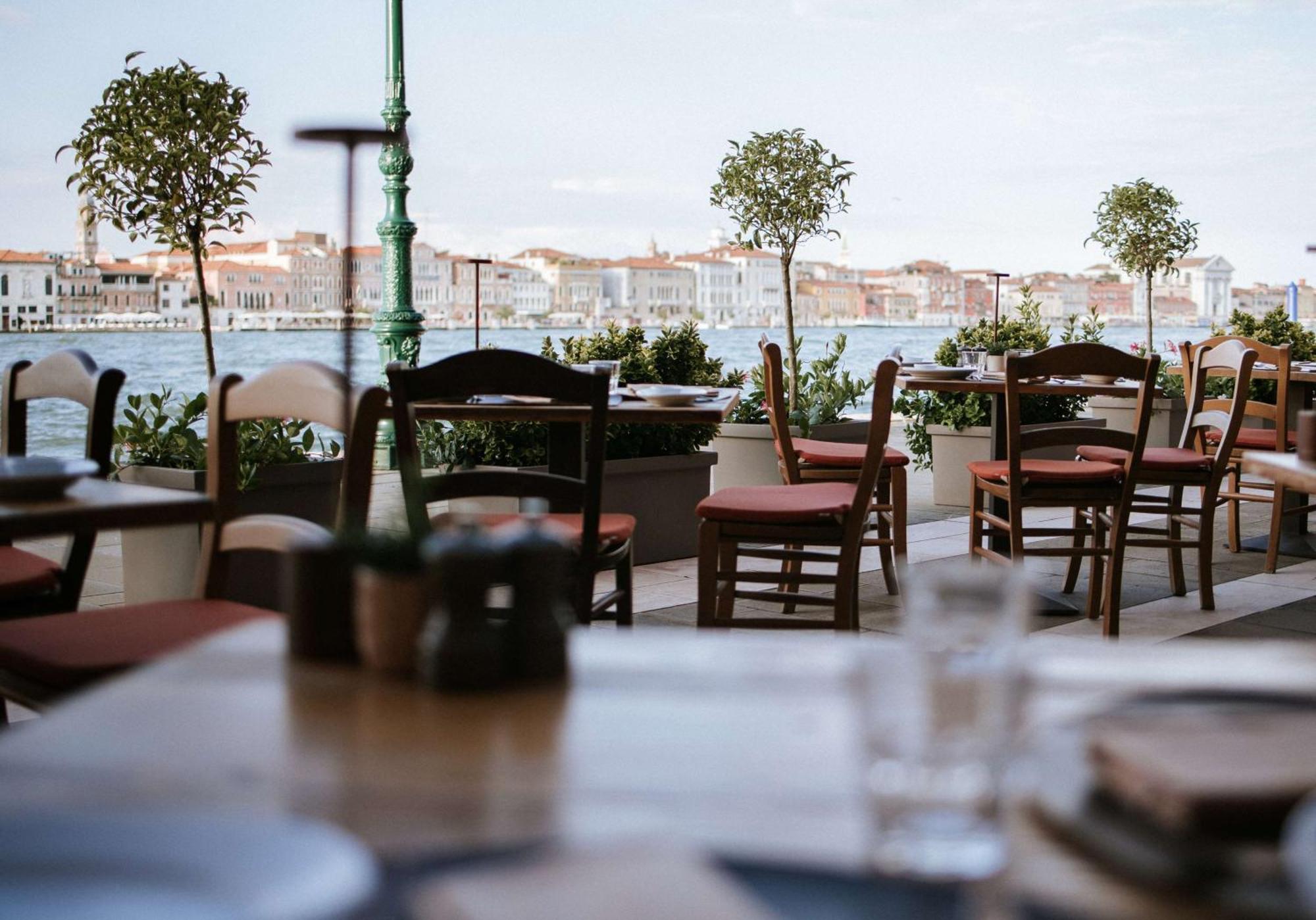 Hilton Molino Stucky Venice Hotel Exterior photo